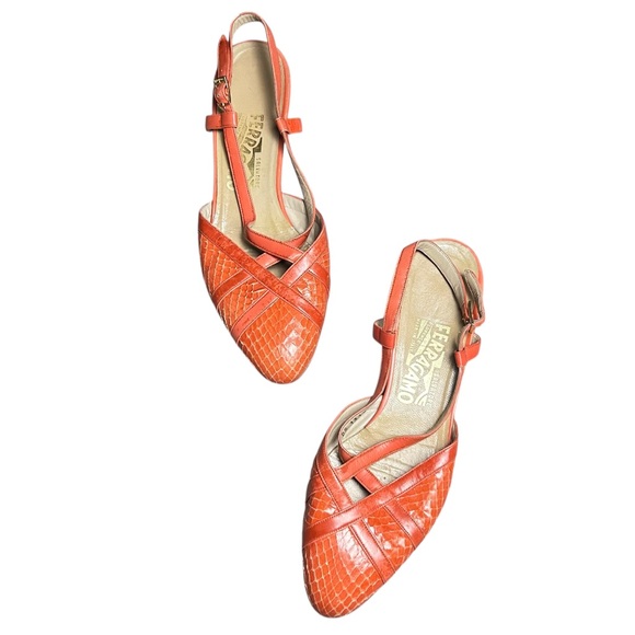 Salvatore Ferragamo Classic Snakeskin Leather Slingback Sandals Size 9.5B Orange